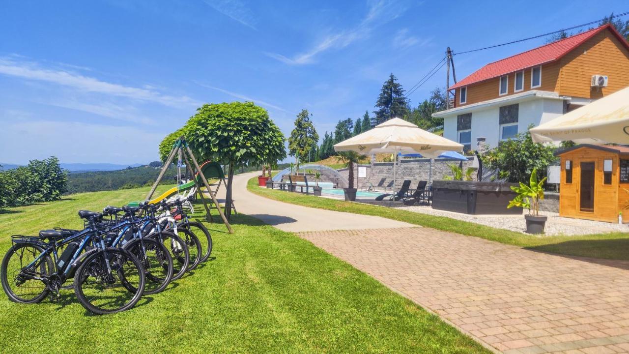 Three Stars Luxury House Art-pe With Pool And Pool Ferienhaus *