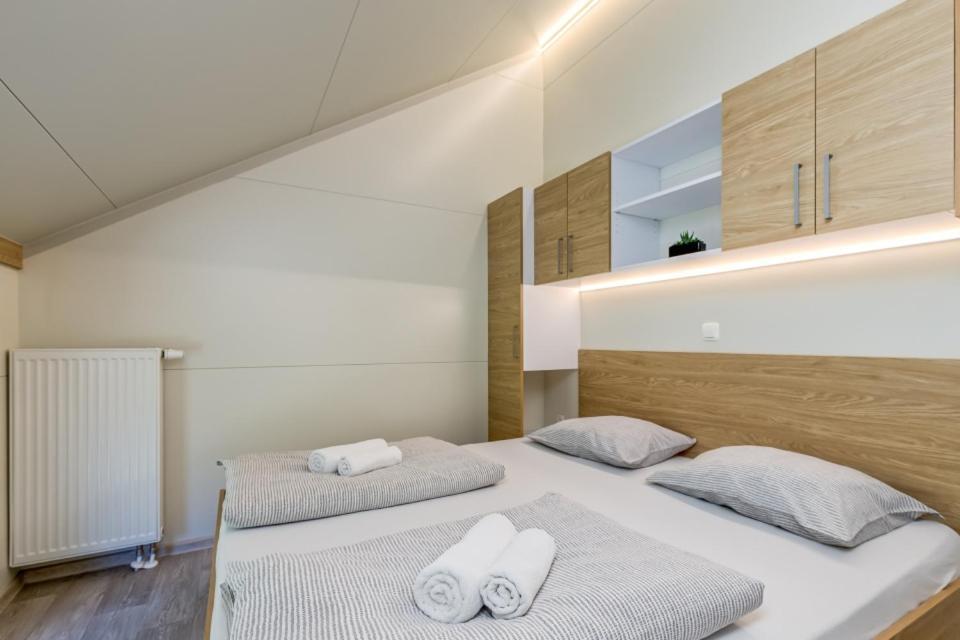 Three Stars Luxury House Art-pe With Pool And Pool *